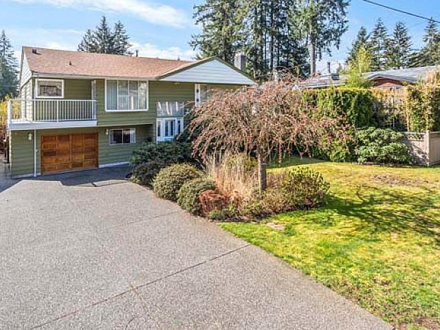 Original Owner, Great Location!