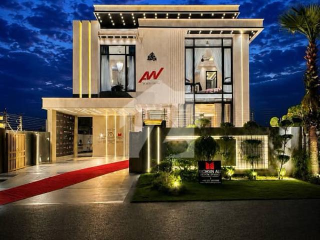 Original Pic 1 Kanal Fully Furnished Luxury Living Villa for Sale DHA Lahore