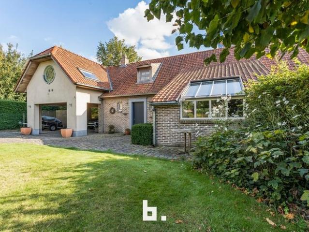 Originele tijdloze woning op 1760 m²