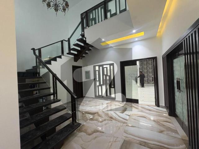 Orignal Ad 1 Kanal Modern Design House Near Park And Mosque For Rent DHA Phase 5 Lahore DHA Phase 5