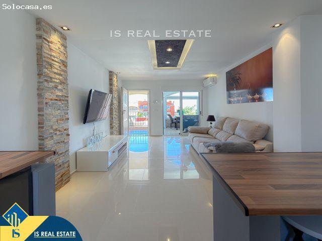 Orihuela Costa! Exclusivo Ático con increíble diseño y Enorme Solarium Privado + Parking comunitario