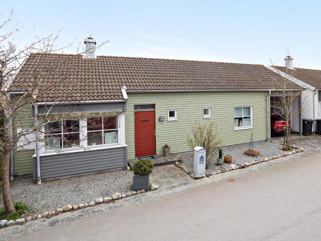 Orkidevägen 43