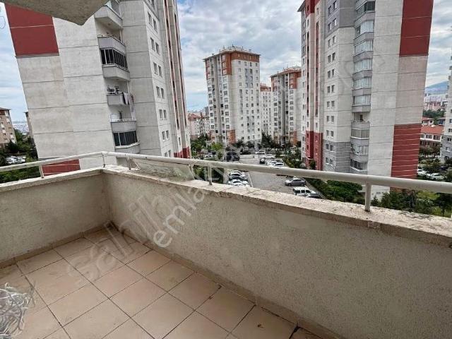 Orkide G Bloklarda 3+1 Çift Balkonlu 125m Kiralık Daire
