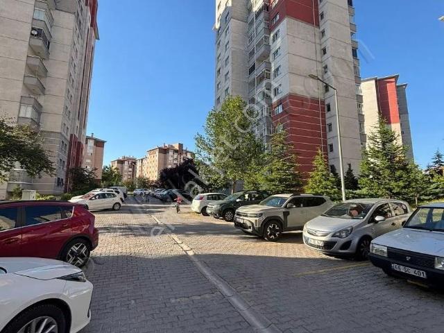 Orkide G Bloklarda Eşyalı 2+1 Kiralık Daire