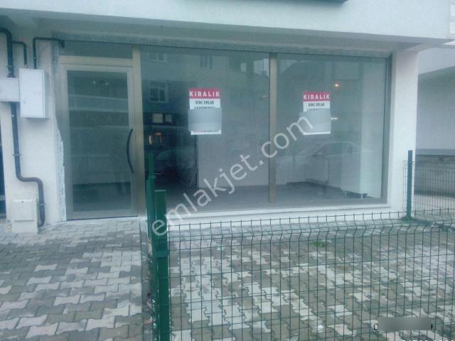 Çorlu Merkezde 100 M2 Düzayak İskanlı Dükkan