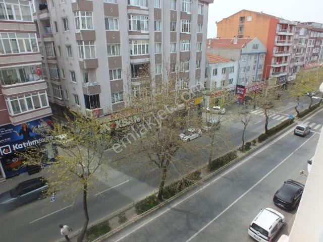 Çorlu Atatürk Bulvarına Cepheli 3+1 Kombili Daire