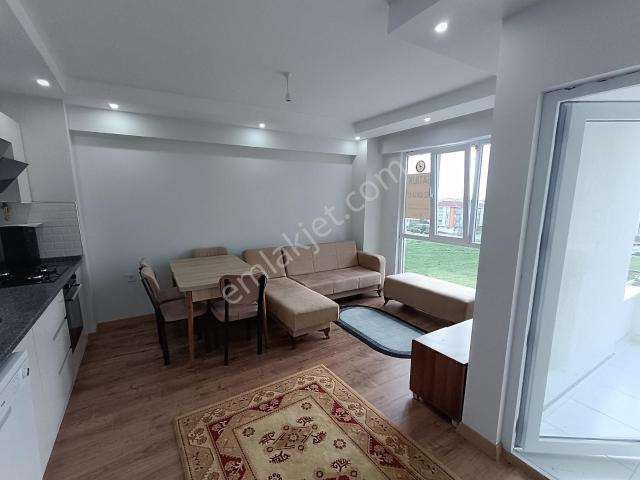 Çorlu Ali Osman Celebi Bulvarına Yakın Satılık 1+1 Eşyalı Daire