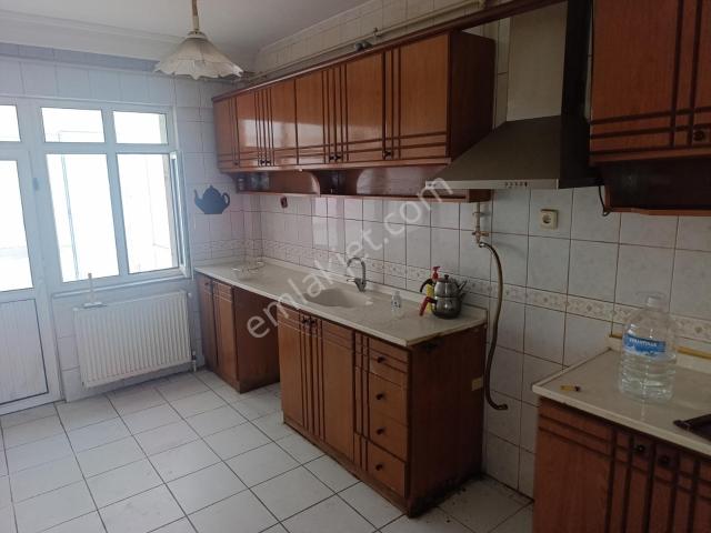 Çorlu Çardaklı Parkı Yanı Kiralık 3+1 2.kat Kombili Daire