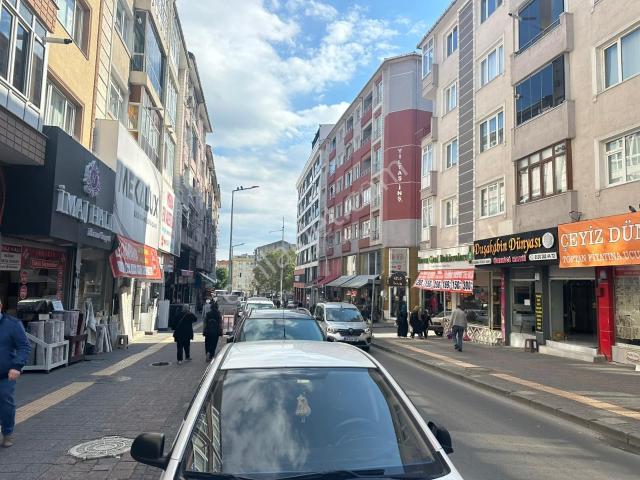 Çorlu Karakol Caddesi'nde 67 M2 Kiralık Dükkan