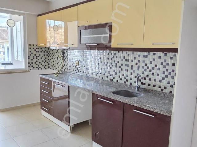 Çorlu Reşadiye Mahallesinde Kiralık Geniş 2+1 Daire