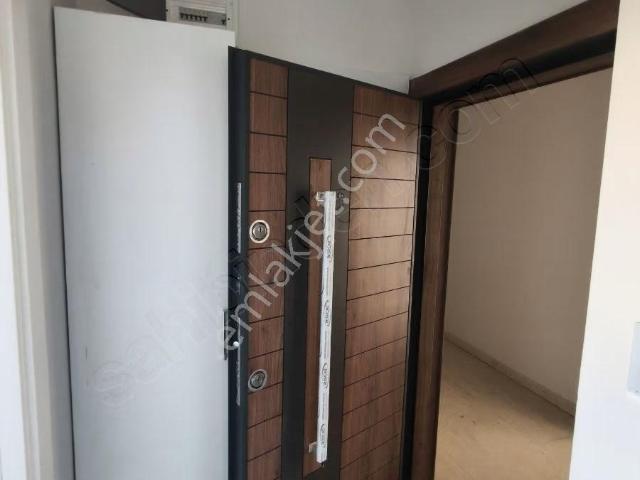 Çorlu Zafer Mahallesi'nde Yüksek Giriş Kiralık 2+1 Daire
