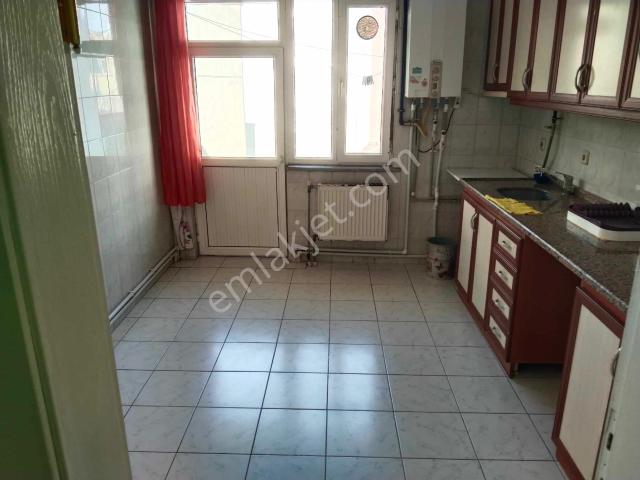 Çorluda Kiralık Daire Heykelde.3+1 3. Kat 140 M2