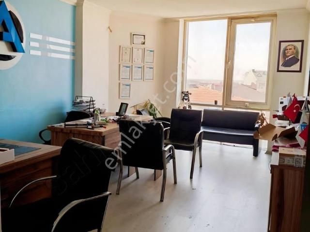 Çorlu'nun Tam Merkezinde 1+1 Satılık Kira Getirisi Yüksek Ofis