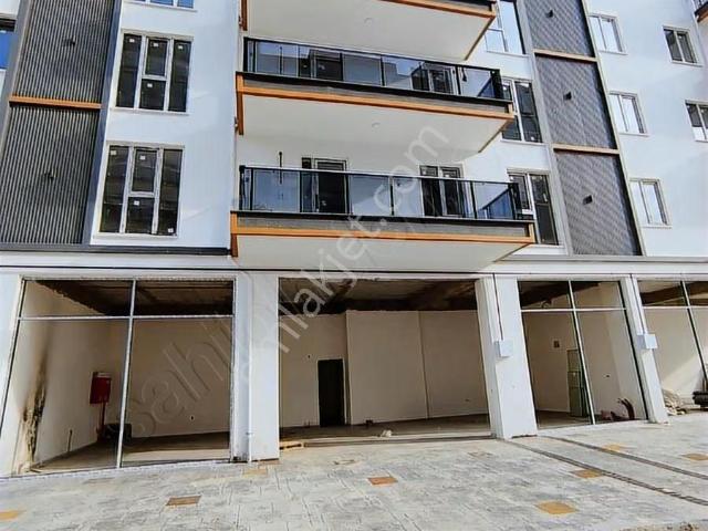 Çorlupark Yanında Havuzlu Sitede 2+1 Ebeveyn Banyolu