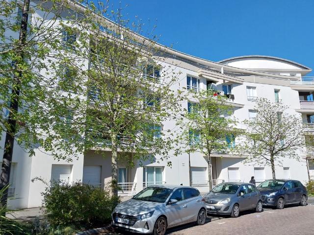 ORLÉANS – Avenue Jean Zay: une belle opportunité pour s’installer