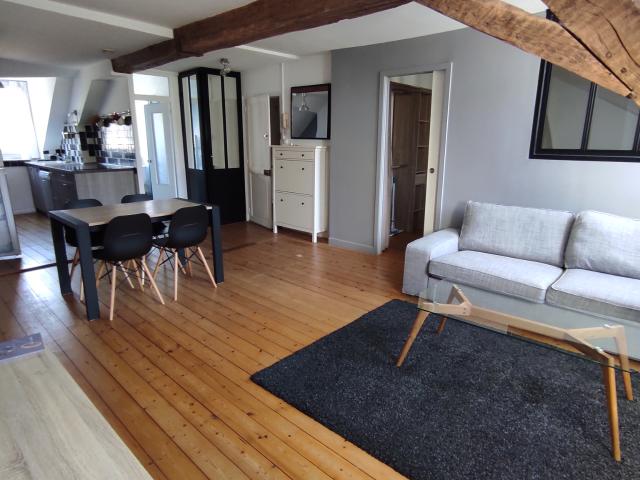 ORLEANS CENTRE PROCHE PLACE MARTROI F2 MEUBLE Orléans 45000