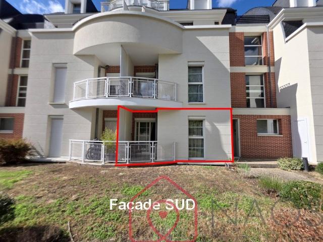 Orléans Dunois Madeleine Grand F2 plain pied F3 possible 2 terrasses, parking et cave