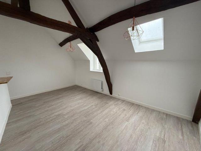 ORLEANS F2 42m2 rue de la Bourie Rouge