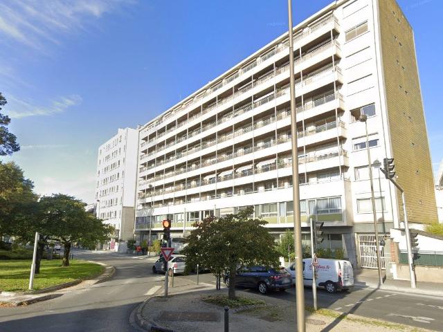 Orléans Location Parking / Garage 45