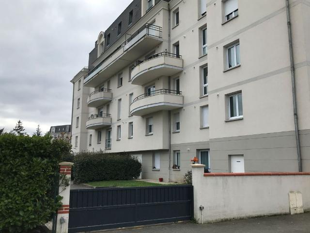 Orléans sud, secteur Candol, Lycée Charles Péguy