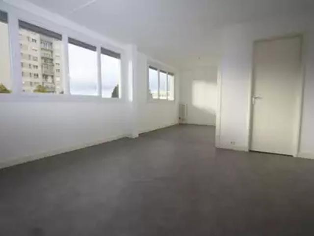 Orléans 45000 Location appartement 4 pièces t4 cave parking