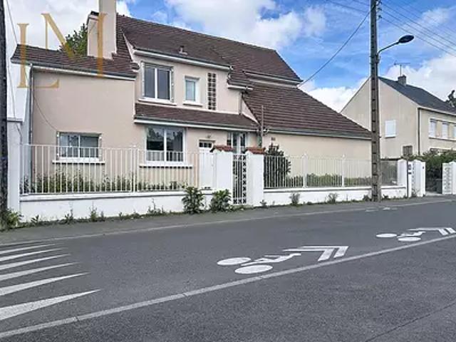 Orléans 45100 Achat / Vente maison 7 pièces t7 au dernier étage terrasse