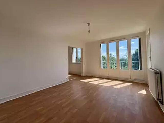 Orléans 45100 Location appartement 4 pièces t4 balcon