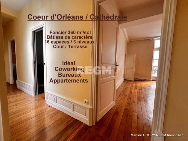 ORLEANS 45 Centre / Cathédrale Foncier sur 3 niveaux 360 m2 /sol Investisseurs