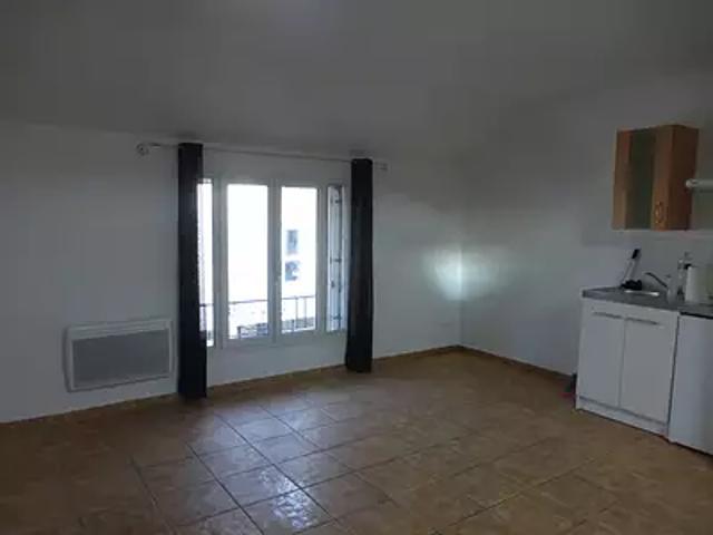 Orsay 91400 Location appartement 1 pièce t1 au dernier étage