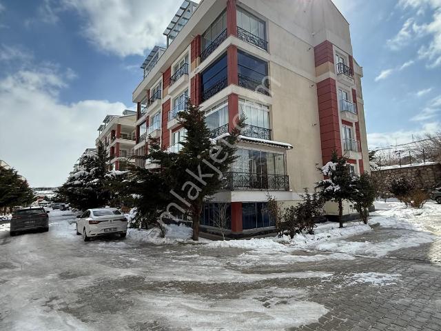 Orsay Edremit Konakları'nda Kiralık 6+1 Dubleks Daire