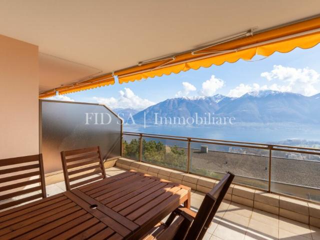 ORSELINA Wohnung mit traumhafter Sicht auf den Lago Maggiore und die Region