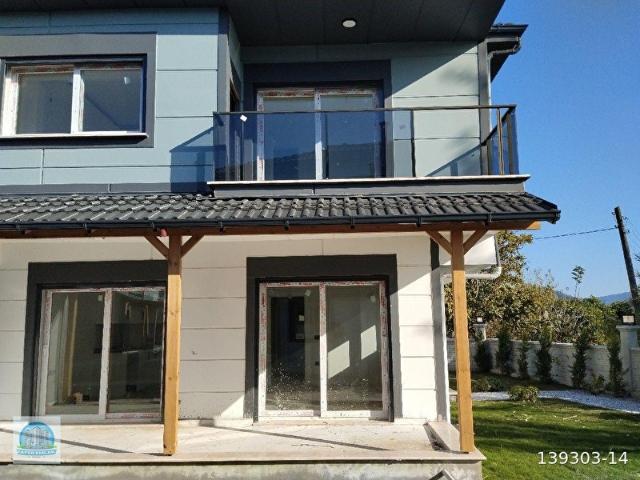 Ortaca Yerbelen Mah'de havuzlu villa