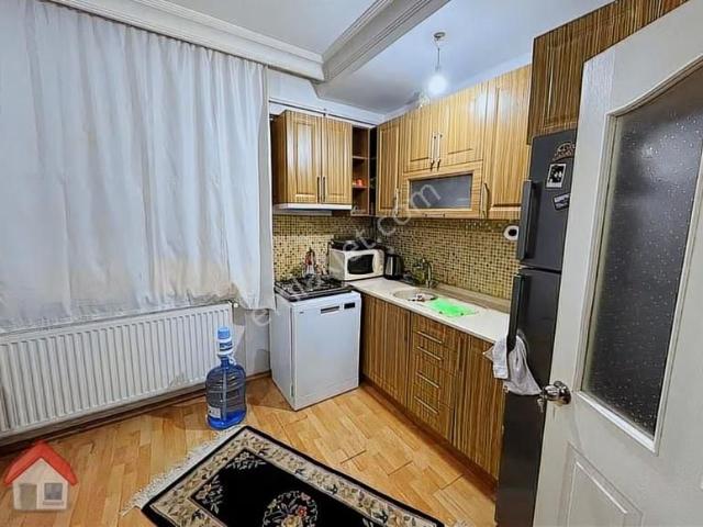 Ortabayır Atalar Cad. Metroya 5dk. Krediye Uygun,80m2 2+1