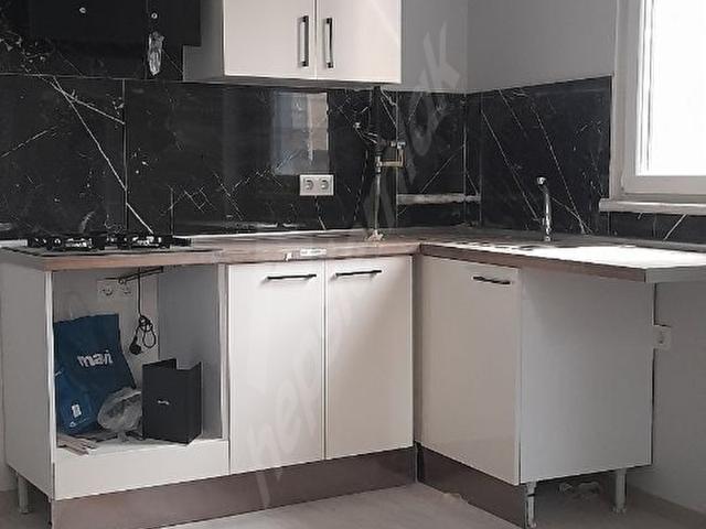 ORTABAYIR MERKEZDE LEVENT METROYA 3 DK SATILIK 1+1 SIFIR DAİRE