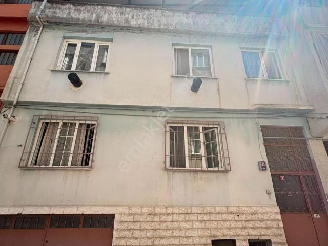 Ortabağlar'da Garajlı 2 Katlı Müstakil Bina | 2 Daire + Bodrum