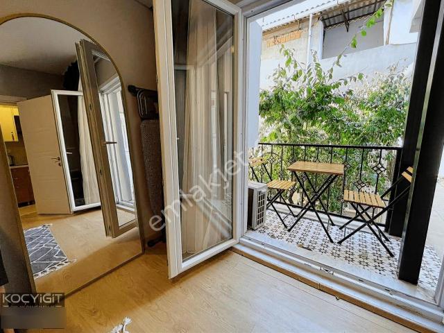 Ortaköyde Faturalar Dahil 1+0 Kiralık Stüdyo Daire