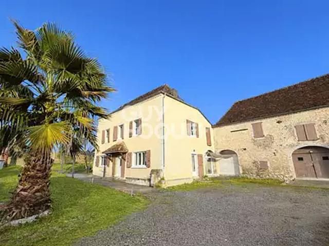 Orthez 64300 Achat / Vente maison 7 pièces t7 au dernier étage