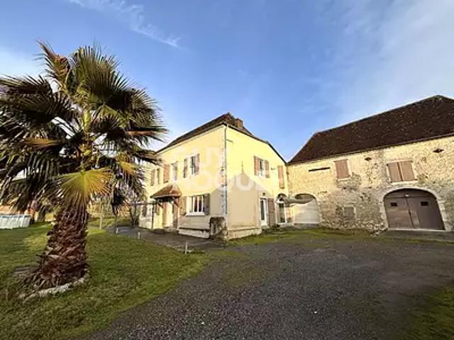 Orthez 64300 Achat / Vente maison 7 pièces t7 au dernier étage