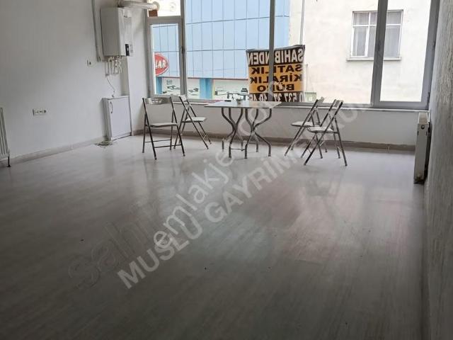 Çorum Merkezde Satılık Çift Tapulu, 110m² Ofis