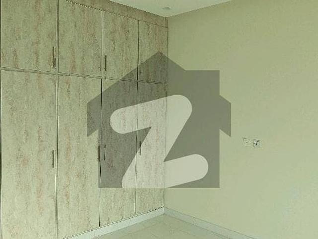 Own A Flat In 10 Marla Lahore For Rent