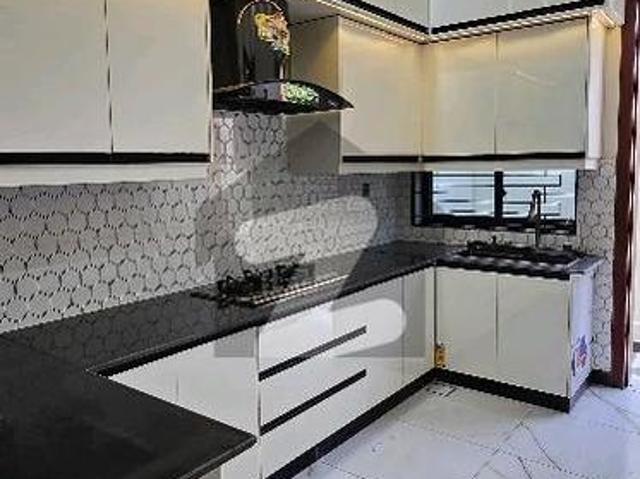 Own A Prime Location House In 5 Marla Gujranwala Royal Palm City Block A