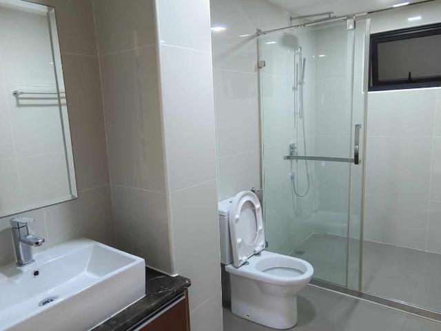 Own Bathroom Single Room & Utilities Included