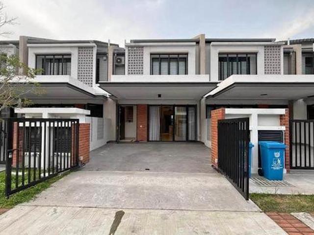 Owner Bayar MOTTeres 2 Tingkat 24x70Harga Below Market At SEPANG