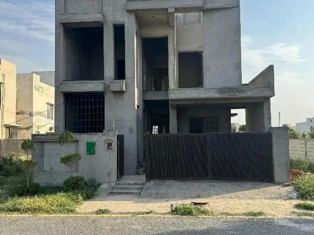 Owner Build 8 Marla Gray Structure | Prime Location Lahore Bahria Orchard ID 99231
