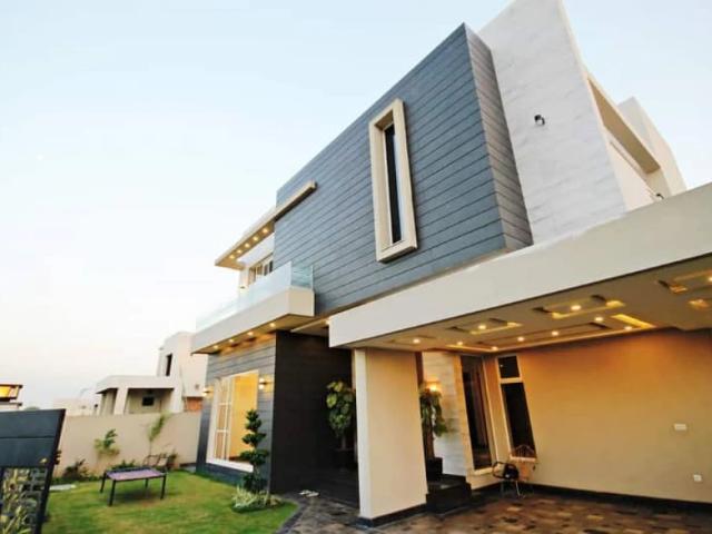 Owner Build One Kanal Luxury Bungalow For Sale Lahore DHA Phase 6 ID 80303