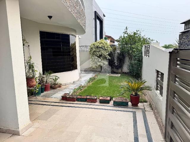 Owner Build Prime Location 1 Kanal House For Sale In Bahria Town Phase 3 Islamabad