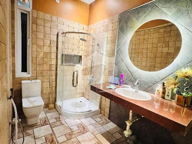 Owner Built 240 Sqyd West Open Double Storey | Next to Corner | Sector T2 Maymar