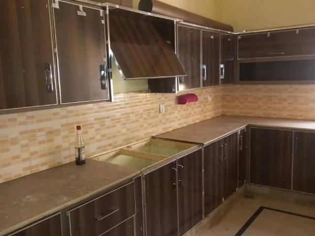 Owner built house double storey 4bed 2kitchen big porch lahore wapda town id 86290
