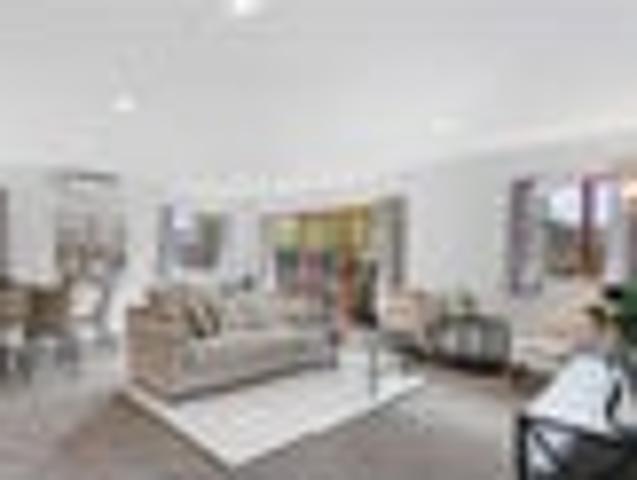 Owner Departing Urgent Sale Required