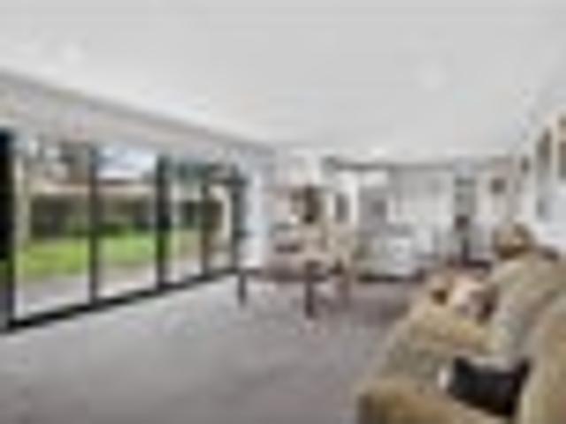 Reclad With Rockcote Must Be Sold